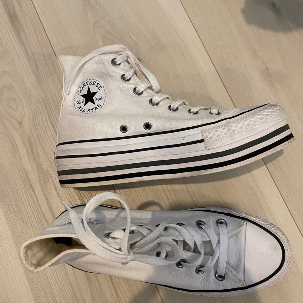 White converse